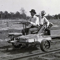 Hack3-800px-Velocipede_on_Railroad_Track.jpg